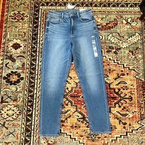 American eagle high rise mom jeans NWT